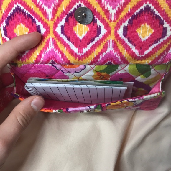 Vera Bradly cross body bag - Picture 7 of 7